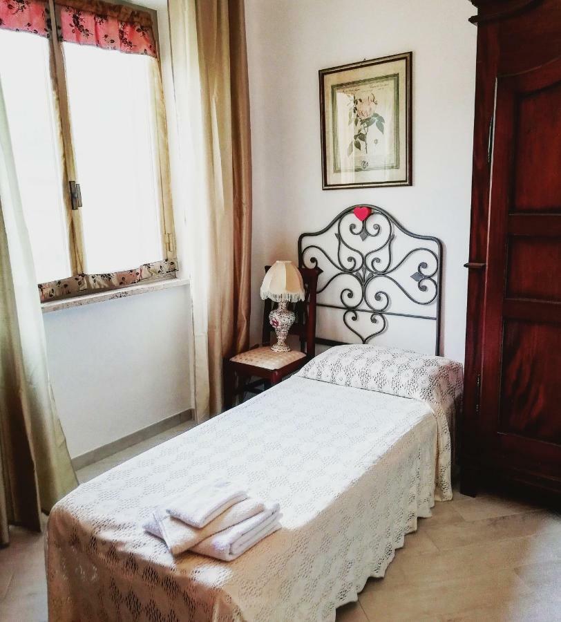 Bed and Breakfast La Terra Di Mingo Вадо-Лигуре Экстерьер фото